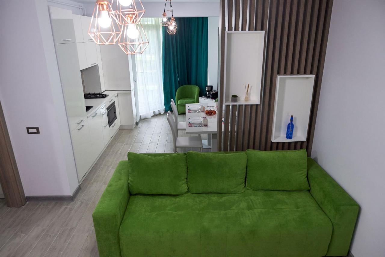 Vibe Apartment- Spa N Pools Beach Resort Năvodari 외부 사진