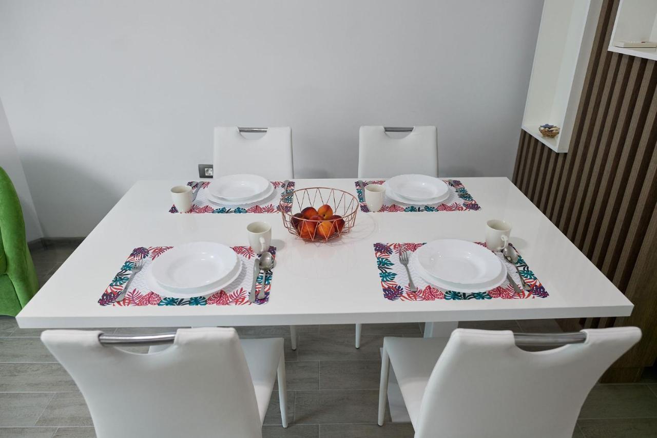 Vibe Apartment- Spa N Pools Beach Resort Năvodari 외부 사진