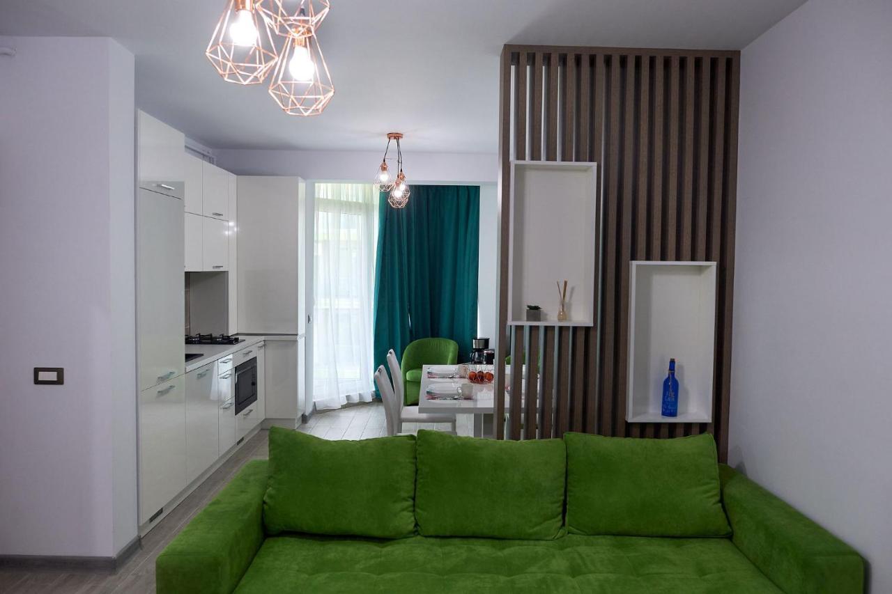 Vibe Apartment- Spa N Pools Beach Resort Năvodari 외부 사진